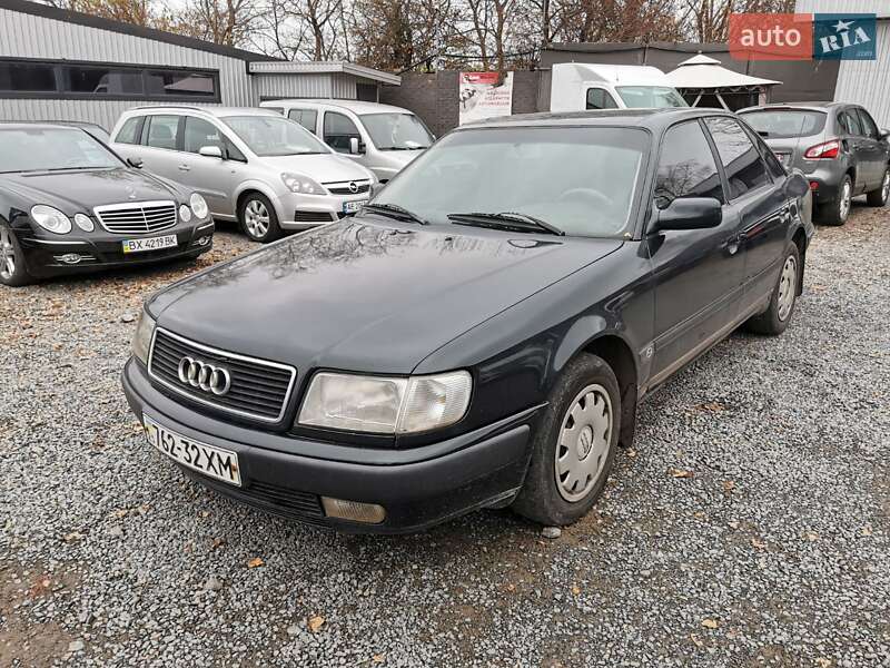 Седан Audi 100 1992 в Хмельницком