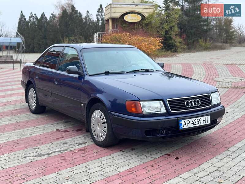 Audi 100 1993 Audi 100 1993