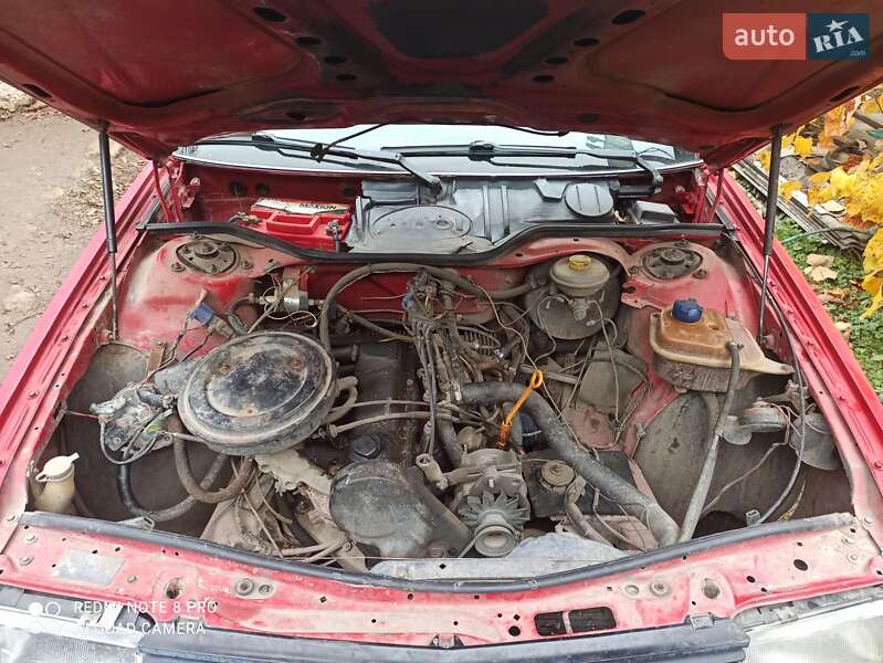 Седан Audi 100 1988 в Кельменцах фото 8 Седан Audi 100 1988 в Кельменцах