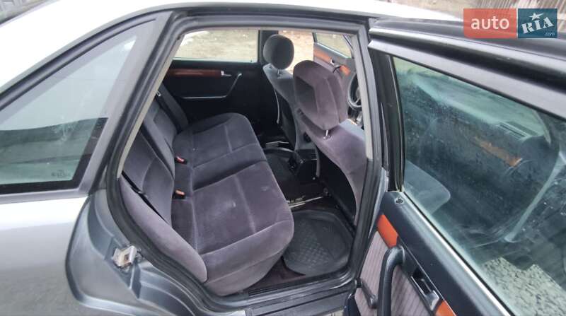 Седан Audi 100 1991 в Чорткове