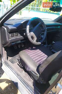 Седан Audi 100 1988 в Малодолинском