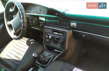 Седан Audi 100 1988 в Малодолинском