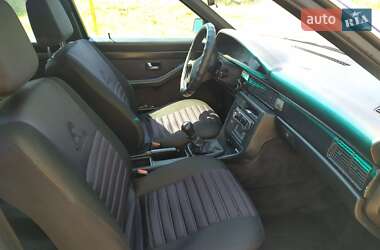Седан Audi 100 1988 в Малодолинском