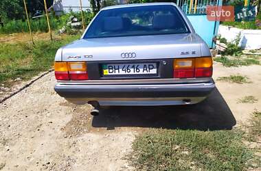 Седан Audi 100 1988 в Малодолинском