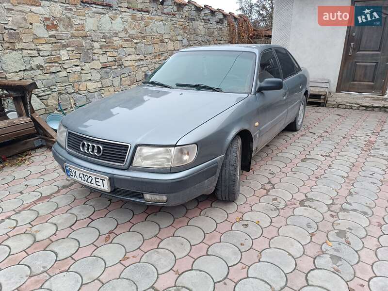 Седан Audi 100 1991 в Кам'янець-Подільському