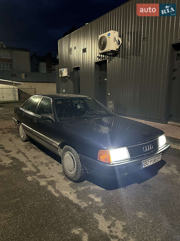 Audi 100 1990 Audi 100 1990