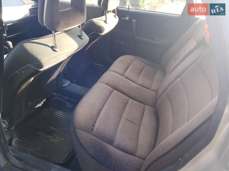 Седан Audi 100 1986 в Ровно