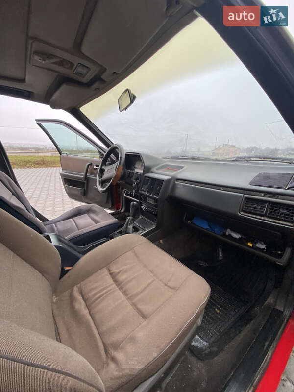 Седан Audi 100 1987 в Копычинце