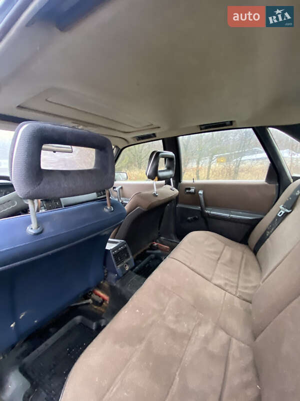 Седан Audi 100 1987 в Копычинце