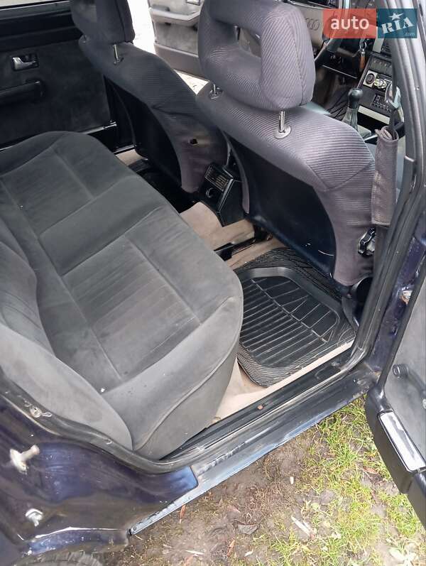 Седан Audi 100 1990 в Пробіжній