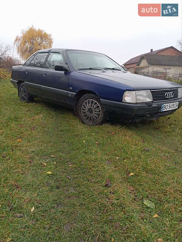 Седан Audi 100 1990 в Пробіжній