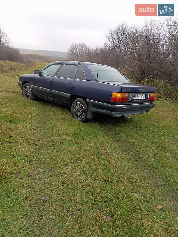 Седан Audi 100 1990 в Пробіжній