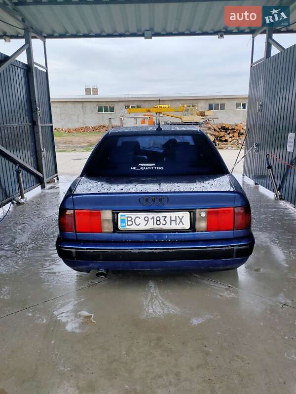 Седан Audi 100 1992 в Славуті