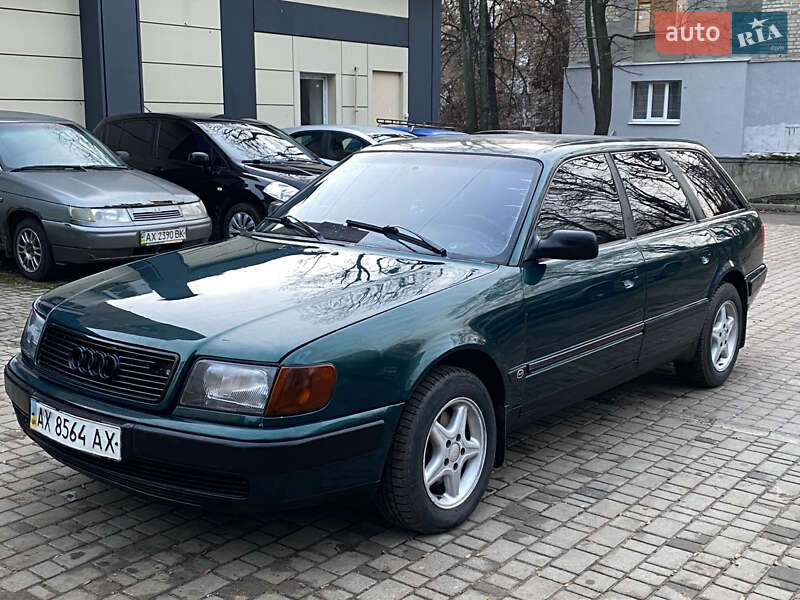 Универсал Audi 100 1992 в Харькове фото Универсал Audi 100 1992 в Харькове