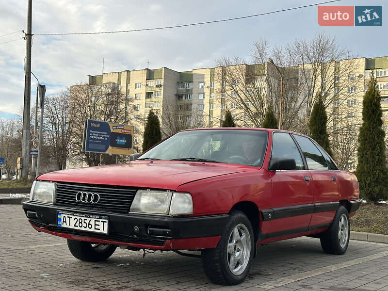 Седан Audi 100 1988 в Дрогобыче