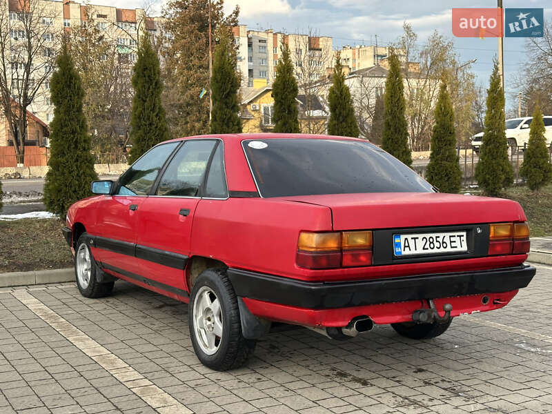 Седан Audi 100 1988 в Дрогобыче