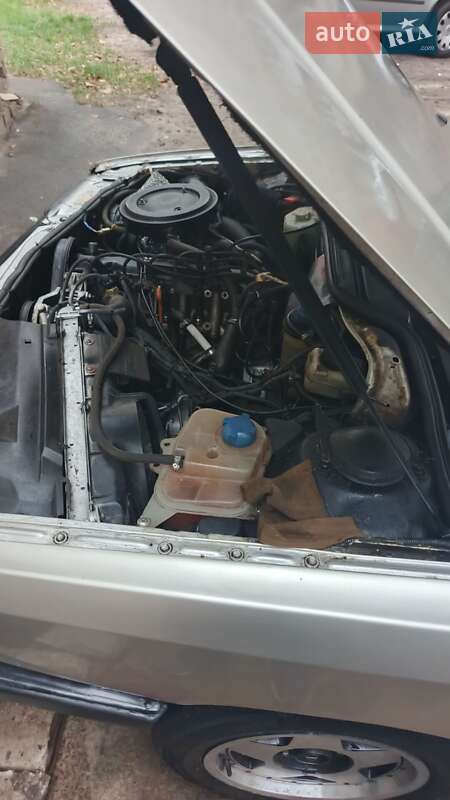 Универсал Audi 100 1983 в Киеве фото 14 Универсал Audi 100 1983 в Киеве