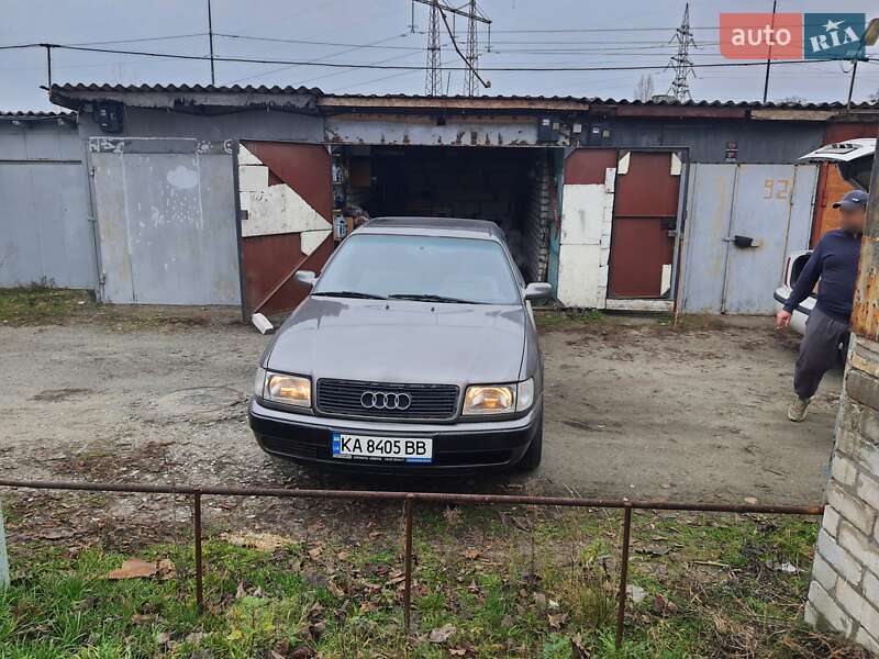 Audi 100 1993 Audi 100 1993