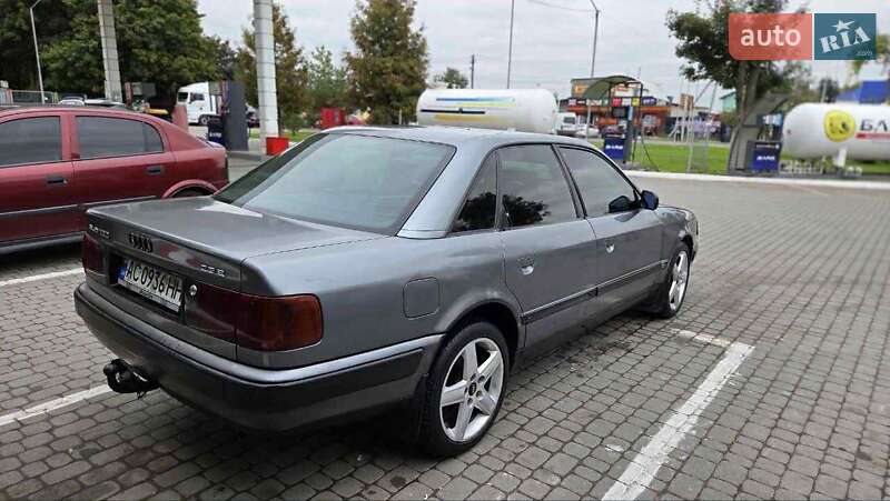 Седан Audi 100 1992 в Сокалі