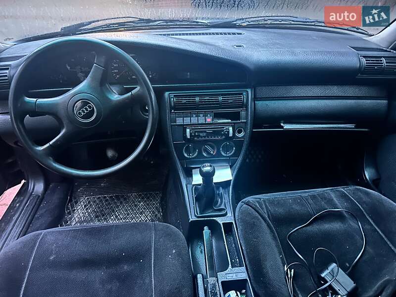 Седан Audi 100 1993 в Івано-Франківську