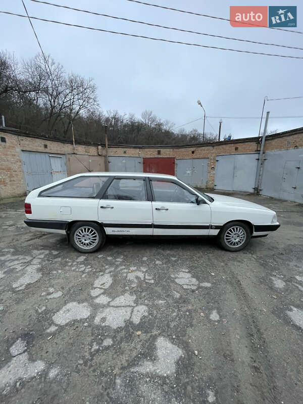 Універсал Audi 100 1987 в Полтаві