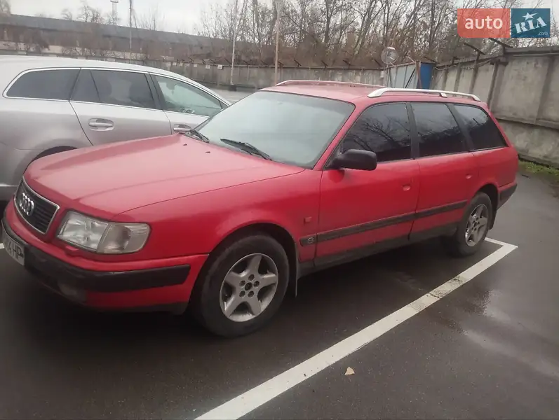 Audi 100