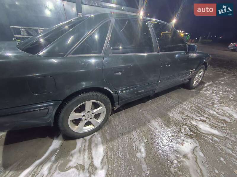 Седан Audi 100 1991 в Запоріжжі