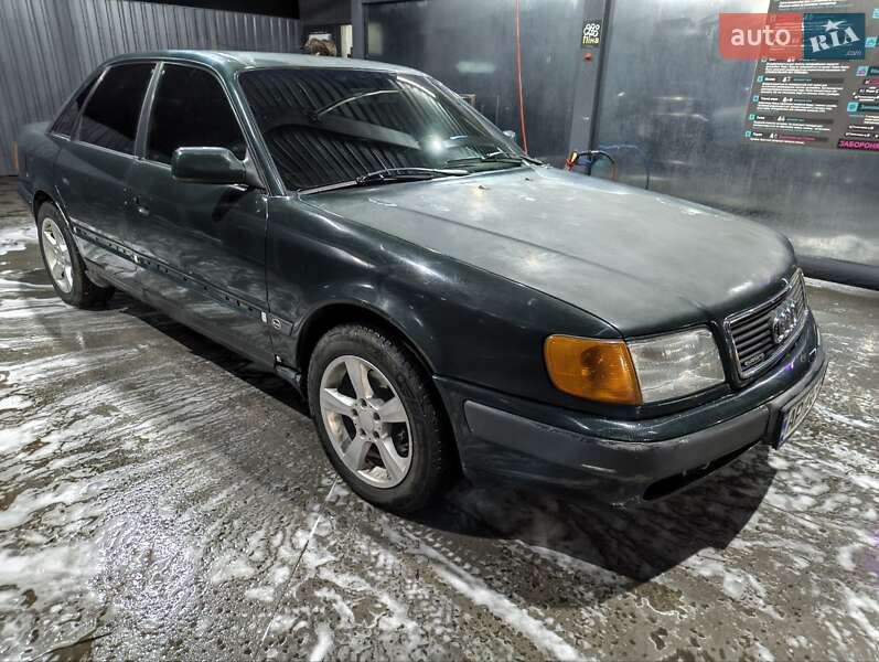 Седан Audi 100 1991 в Запоріжжі