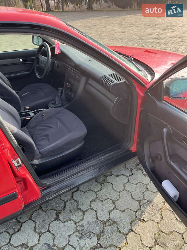 Седан Audi 100 1992 в Дубно