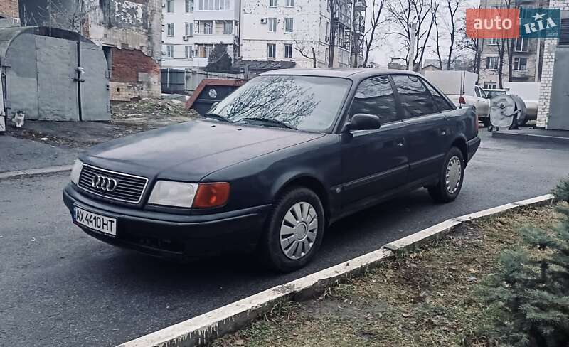 Audi 100 1993 Audi 100 1993