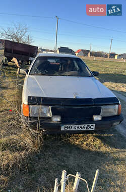 Седан Audi 100 1988 в Луцке
