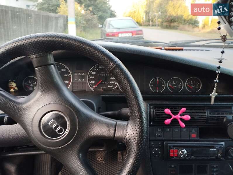 Седан Audi 100 1992 в Борисполе