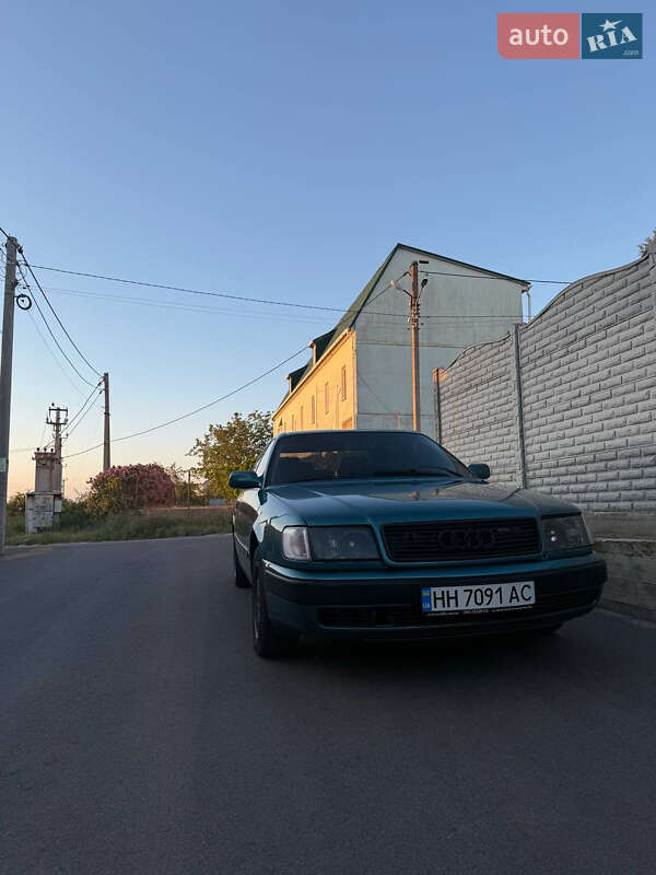 Седан Audi 100 1991 в Одесі