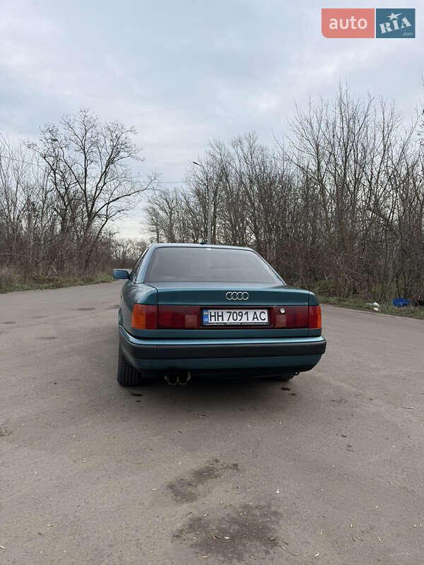 Седан Audi 100 1991 в Одесі