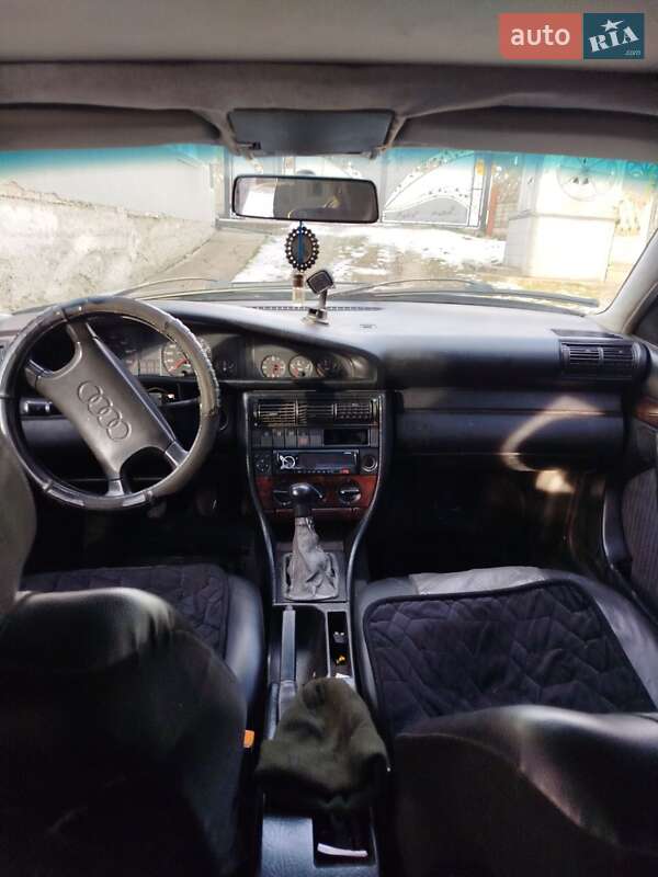 Седан Audi 100 1991 в Черновцах