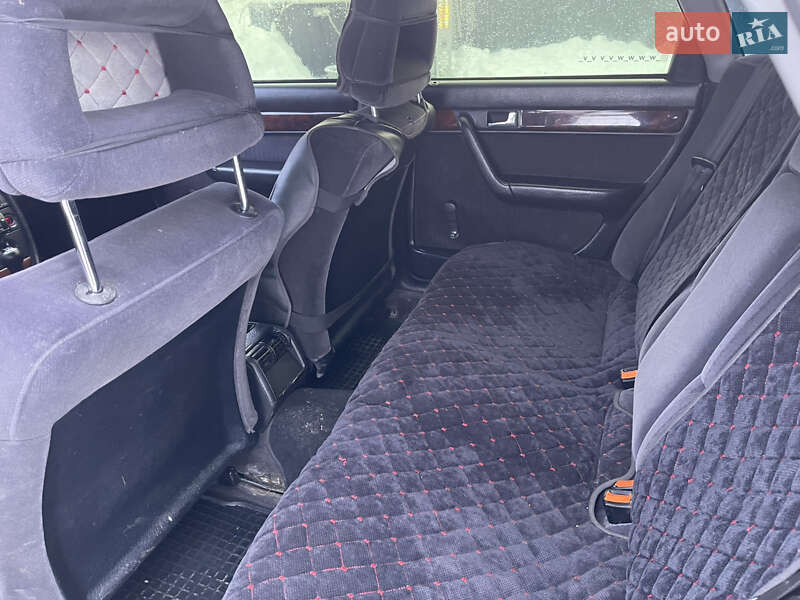 Седан Audi 100 1993 в Харькове