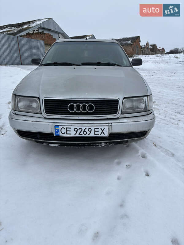 Седан Audi 100 1994 в Хотине