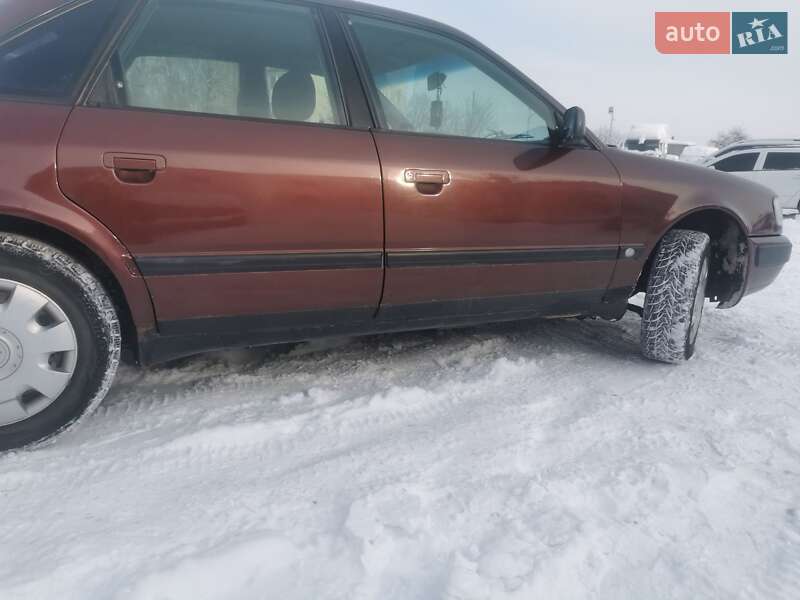 Седан Audi 100 1992 в Владимире