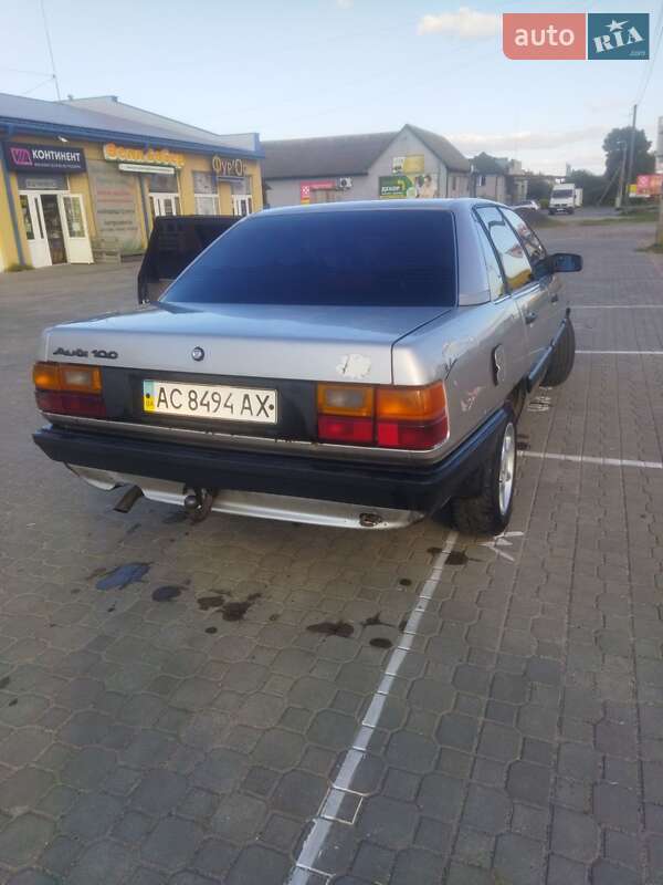 Седан Audi 100 1986 в Ковеле