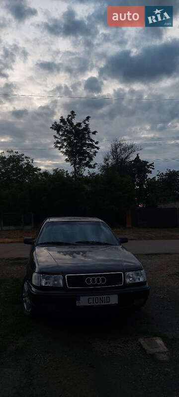 Седан Audi 100 1991 в Первомайске