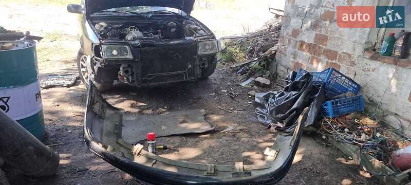 Седан Audi 100 1992 в Киеве