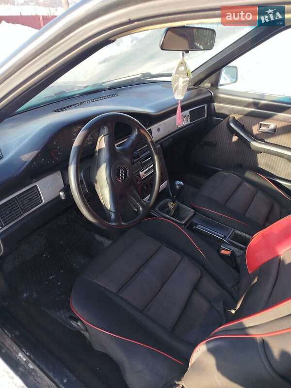Седан Audi 100 1988 в Житомире