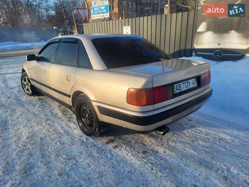 Седан Audi 100 1992 в Каменец-Подольском