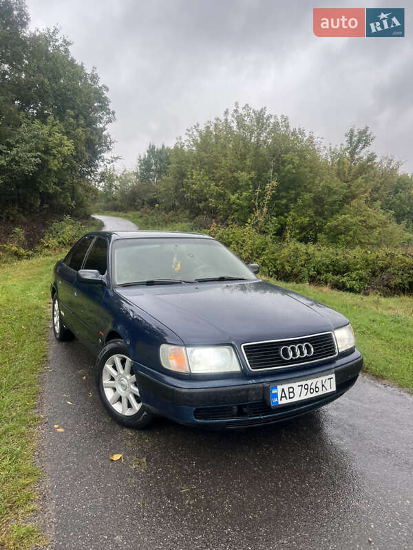 Седан Audi 100 1992 в Козятині