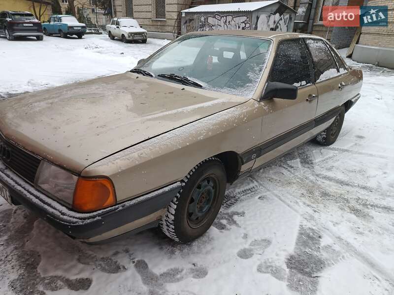 Седан Audi 100 1985 в Черкассах фото Седан Audi 100 1985 в Черкассах