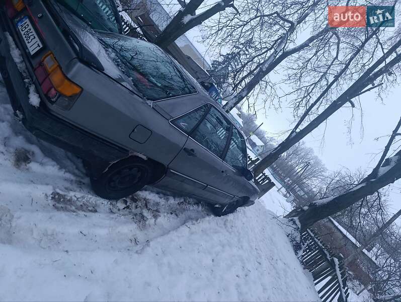 Седан Audi 100 1986 в Виннице