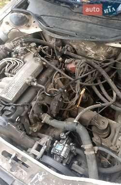 Седан Audi 100 1991 в Корнині