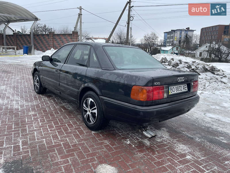 Седан Audi 100 1993 в Рівному