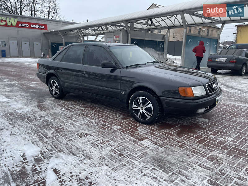 Седан Audi 100 1993 в Рівному