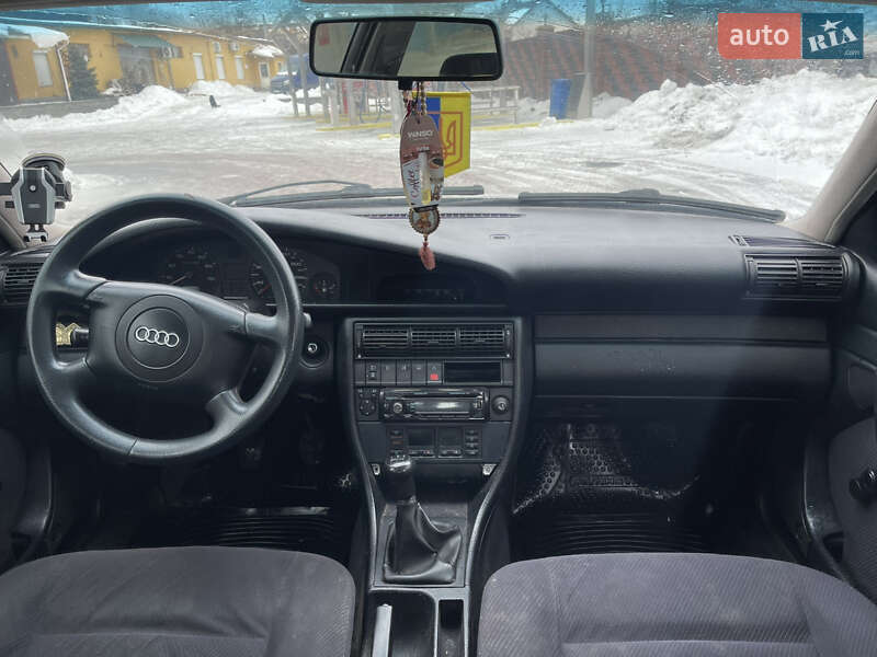 Седан Audi 100 1993 в Рівному